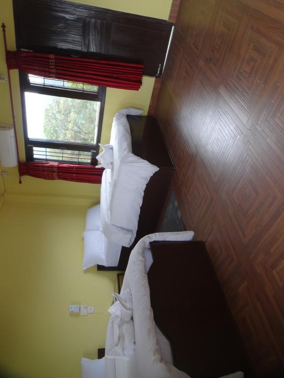 Trekkers Lodge Pokhara Exterior foto
